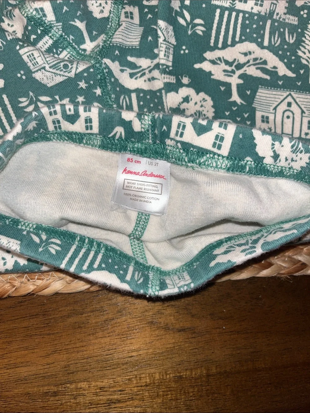 Hanna Andersson 2 pc pajama set long sleeve Winter 2t